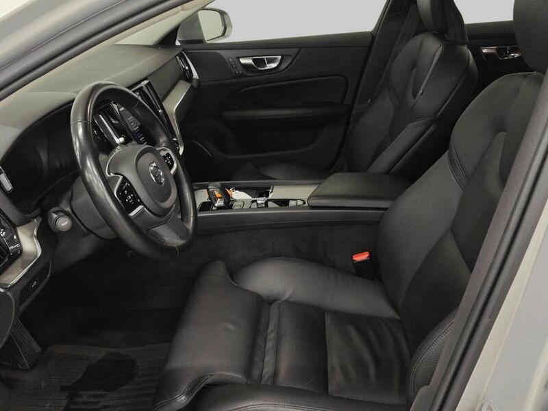 Volvo V60 Cross Country vaihtoauto