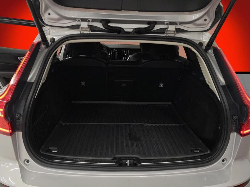 Volvo V60 Cross Country vaihtoauto