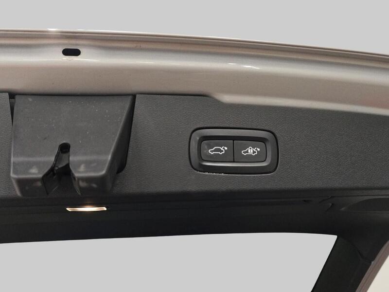 Volvo V60 Cross Country vaihtoauto