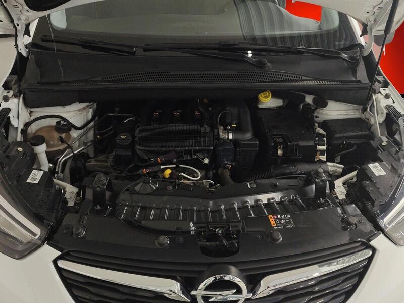 Opel Crossland X vaihtoauto