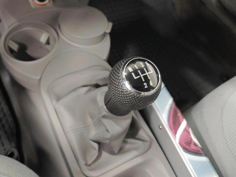 Volkswagen New Beetle vaihtoauto