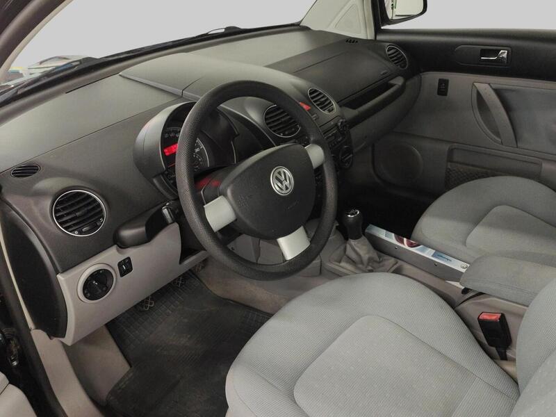 Volkswagen New Beetle vaihtoauto