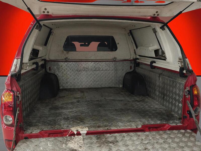 Mitsubishi L200 vaihtoauto