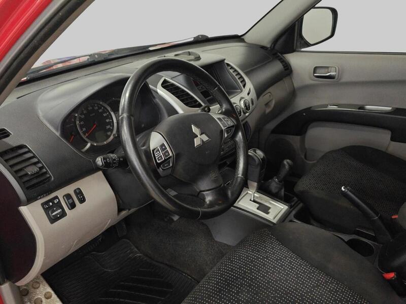 Mitsubishi L200 vaihtoauto