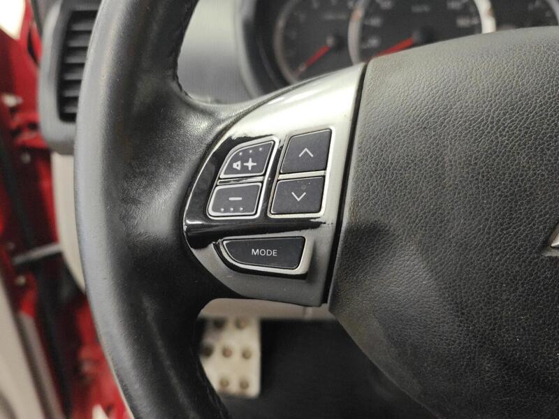 Mitsubishi L200 vaihtoauto