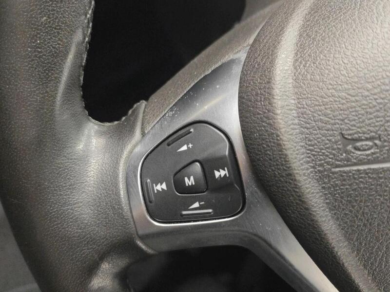 Ford Transit Courier vaihtoauto