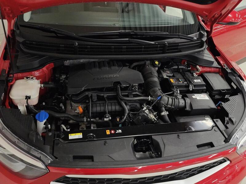 Kia Stonic vaihtoauto