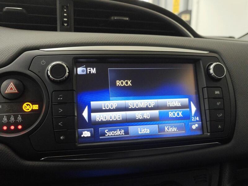 Toyota Yaris vaihtoauto