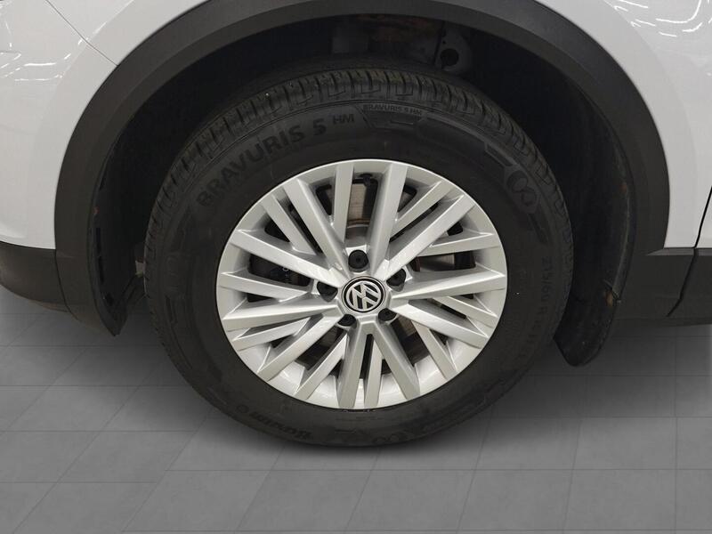 Volkswagen T-Roc vaihtoauto