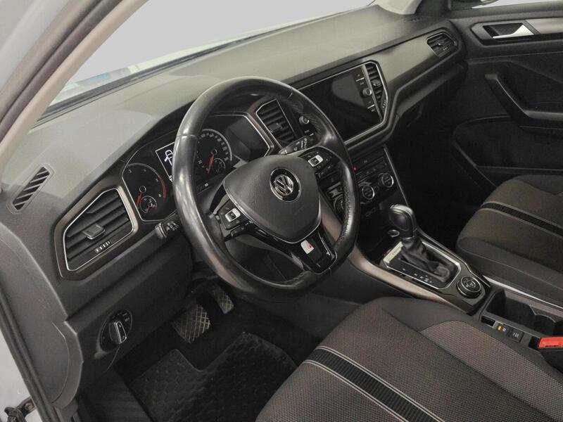 Volkswagen T-Roc vaihtoauto