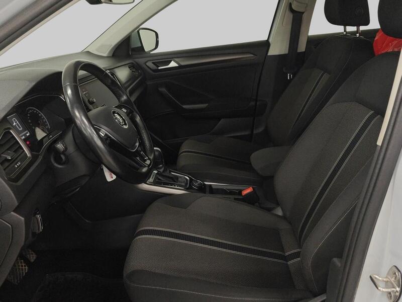 Volkswagen T-Roc vaihtoauto