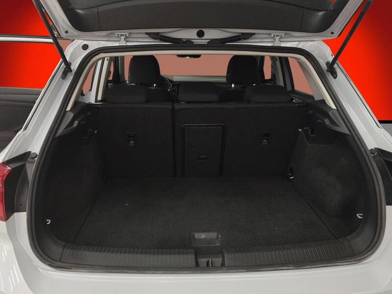 Volkswagen T-Roc vaihtoauto