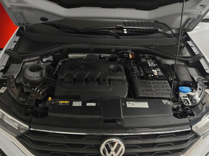 Volkswagen T-Roc vaihtoauto