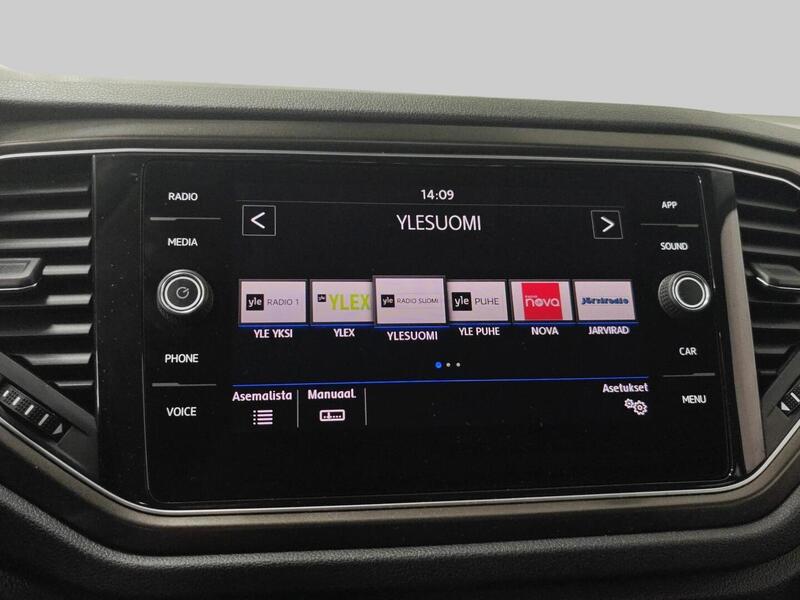 Volkswagen T-Roc vaihtoauto