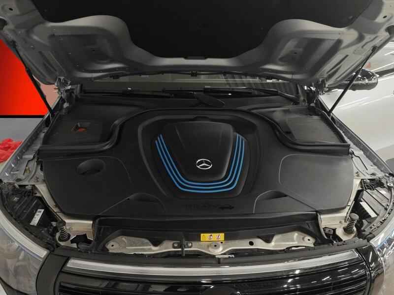 Mercedes-Benz EQC vaihtoauto