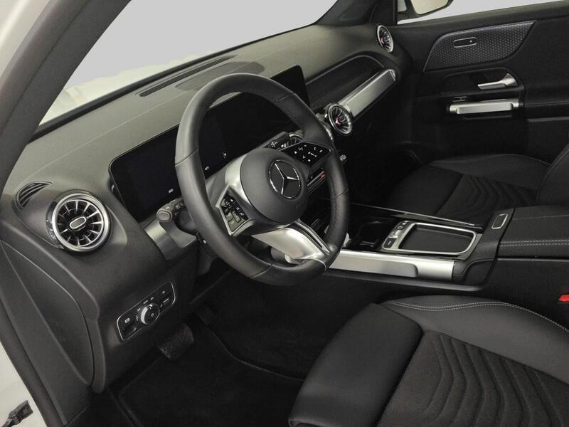 Mercedes-Benz EQB vaihtoauto