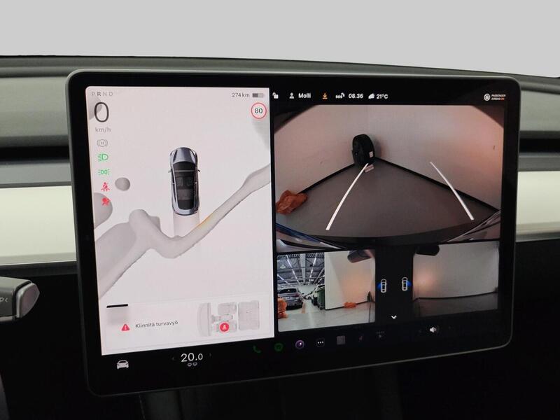 Tesla Model 3 vaihtoauto