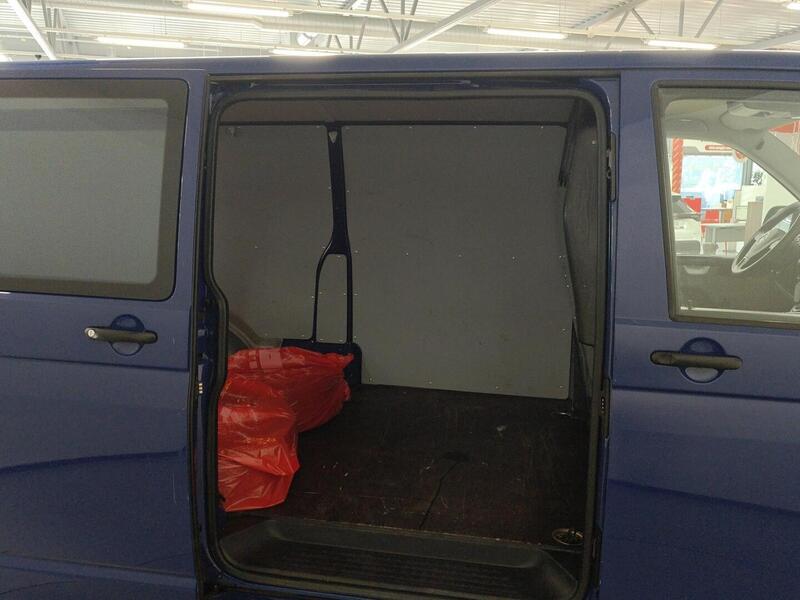 Volkswagen Transporter vaihtoauto