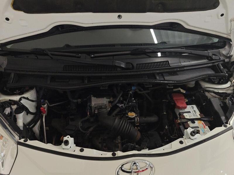 Toyota iQ vaihtoauto