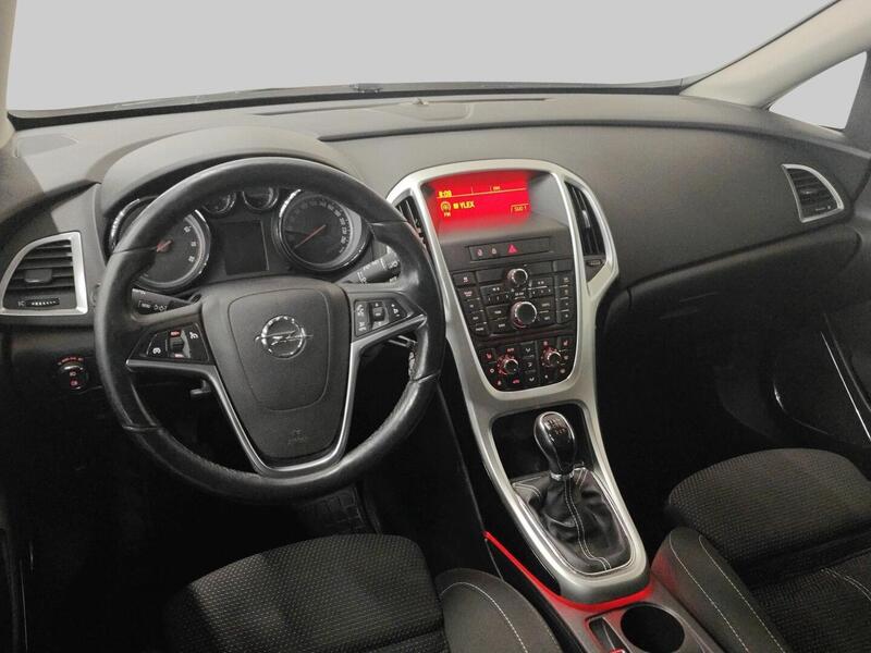Opel Astra vaihtoauto