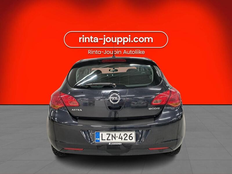 Opel Astra vaihtoauto