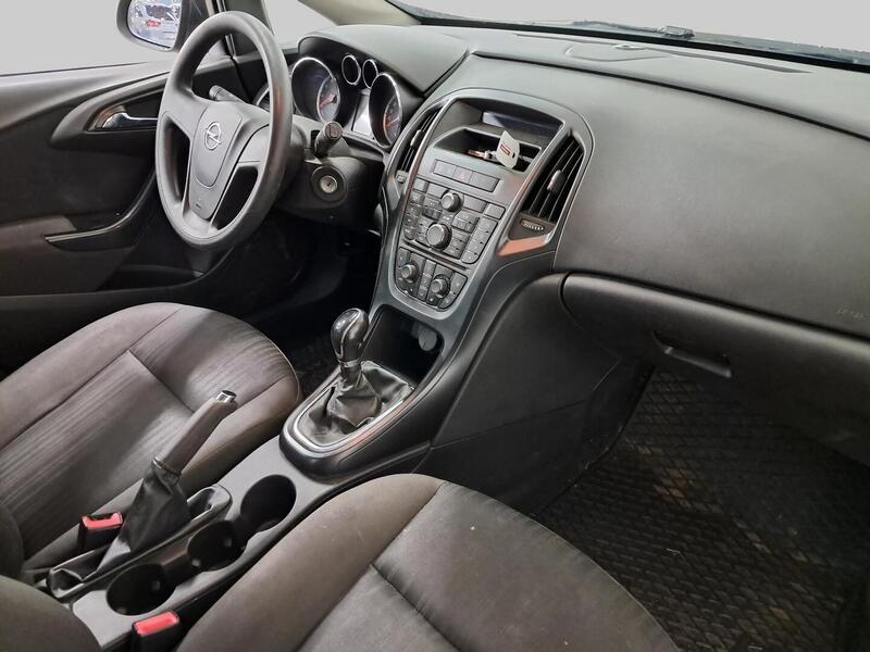 Opel Astra vaihtoauto