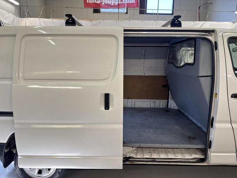 Toyota Hiace vaihtoauto