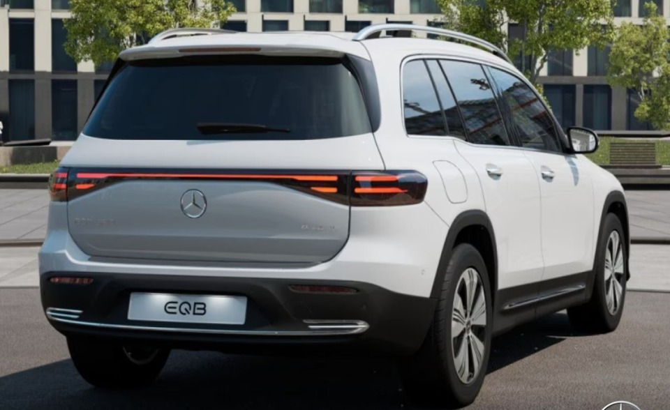 Mercedes-Benz EQB vaihtoauto