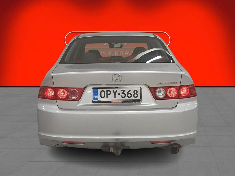 Honda Accord vaihtoauto