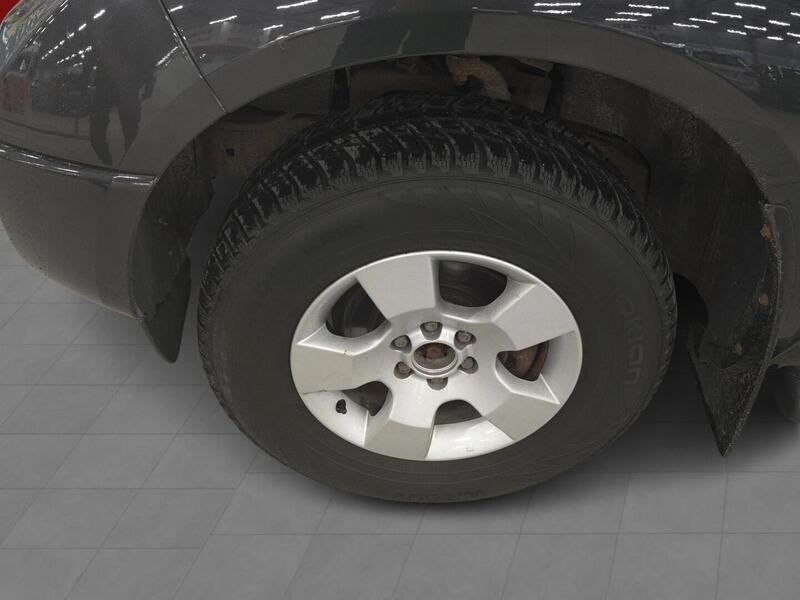 Nissan Navara vaihtoauto