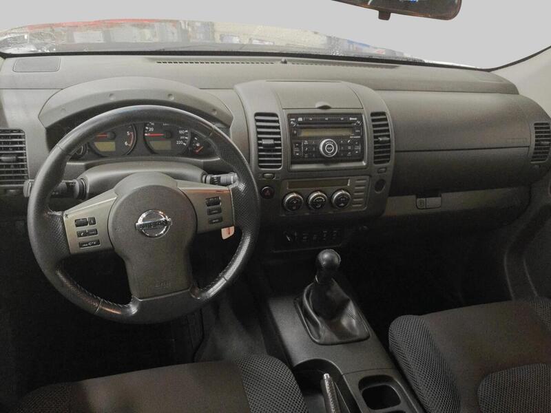 Nissan Navara vaihtoauto