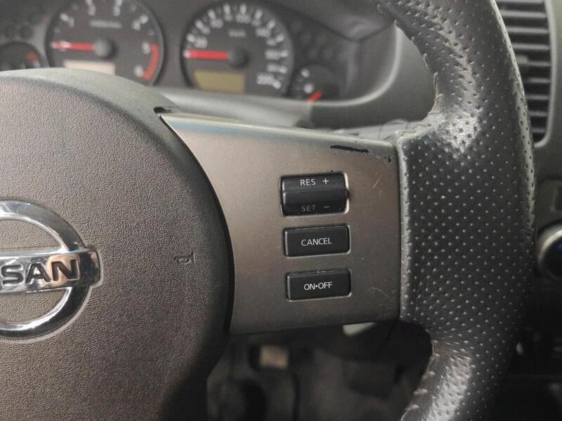 Nissan Navara vaihtoauto