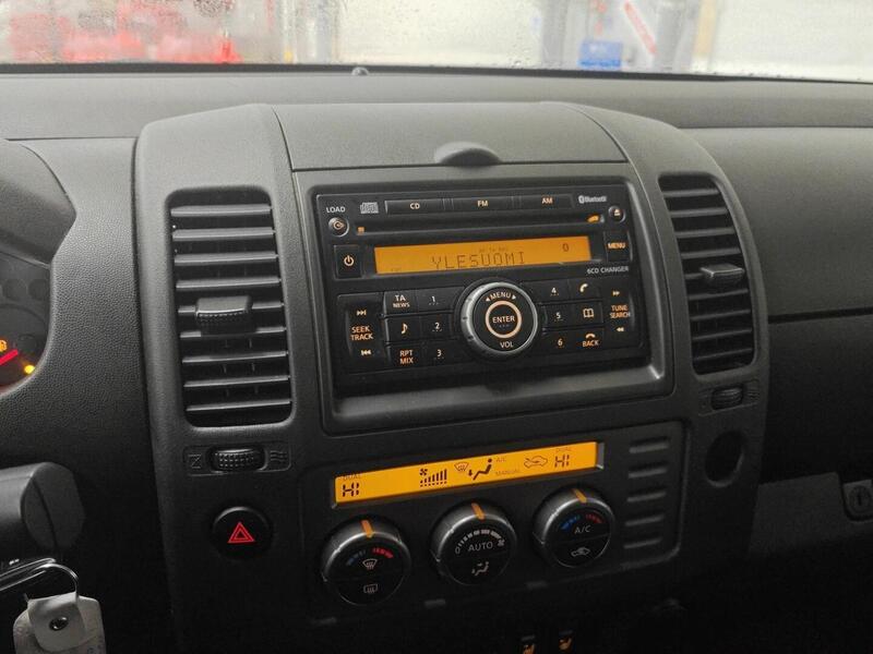 Nissan Navara vaihtoauto