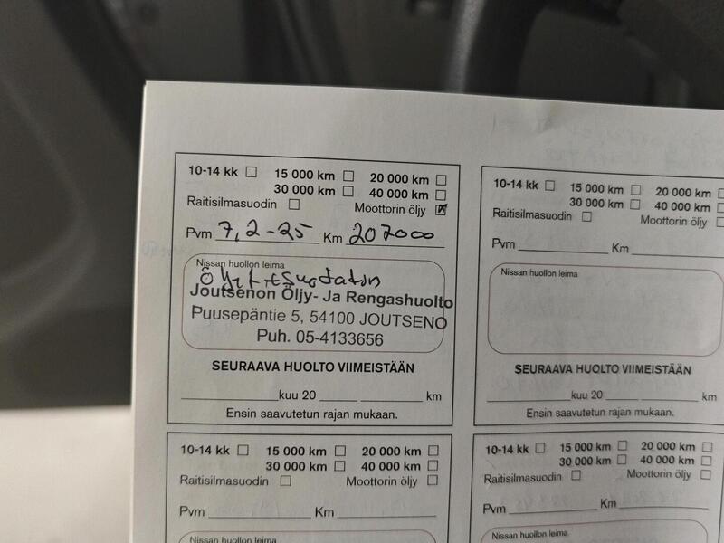 Nissan Navara vaihtoauto