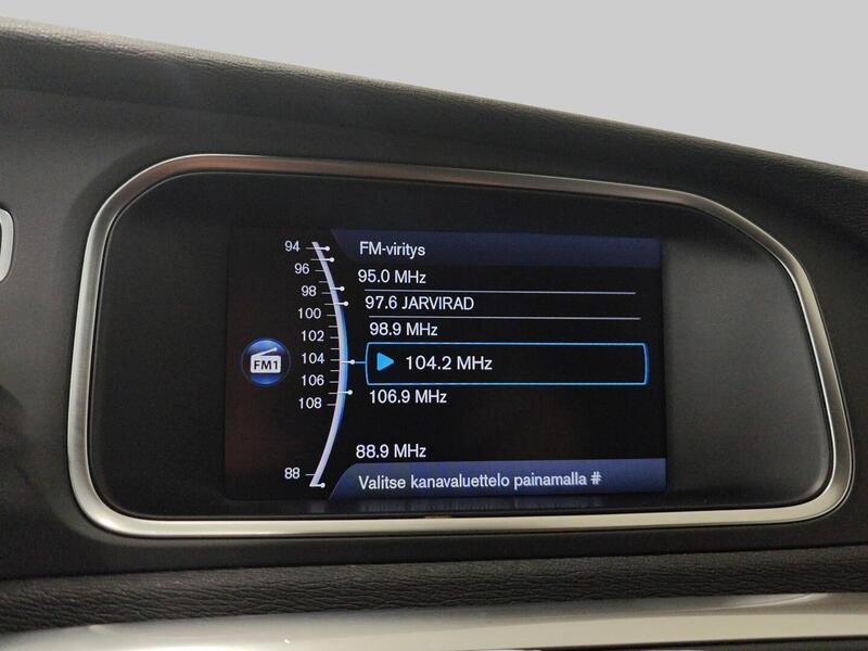 Volvo V40 Cross Country vaihtoauto