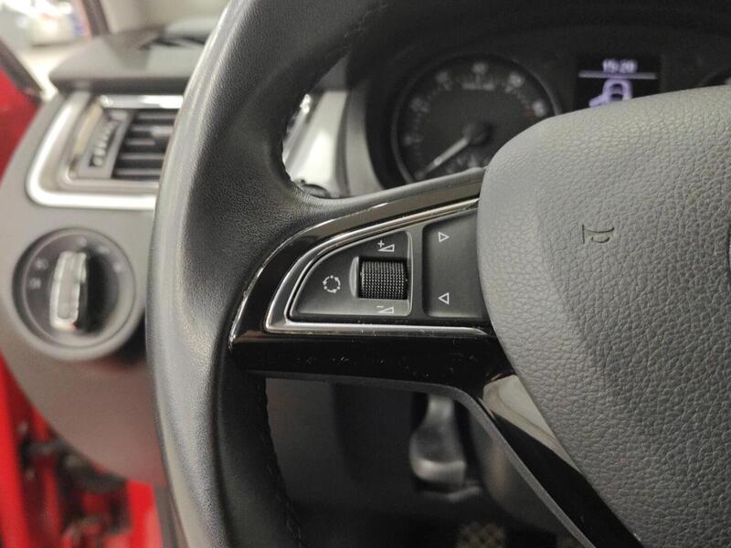 Skoda Rapid vaihtoauto