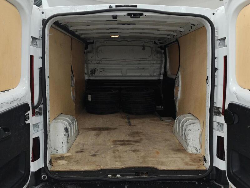 Nissan NV300 vaihtoauto