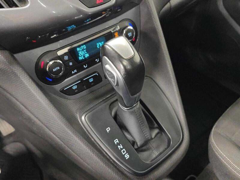 Ford Grand Tourneo Connect vaihtoauto