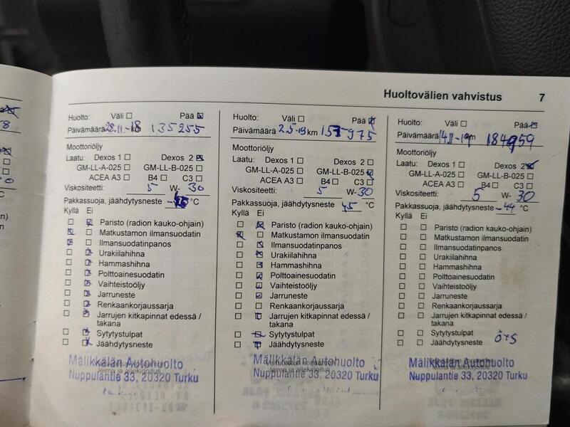 Opel Insignia vaihtoauto