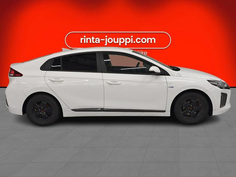 Hyundai IONIQ hybrid vaihtoauto