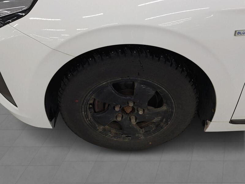 Hyundai IONIQ hybrid vaihtoauto