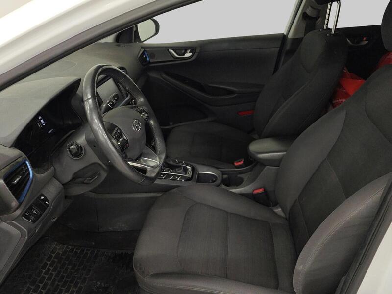 Hyundai IONIQ hybrid vaihtoauto