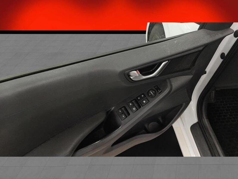 Hyundai IONIQ hybrid vaihtoauto