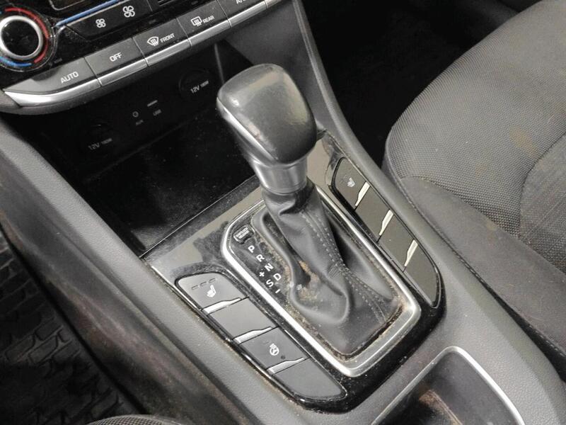 Hyundai IONIQ hybrid vaihtoauto