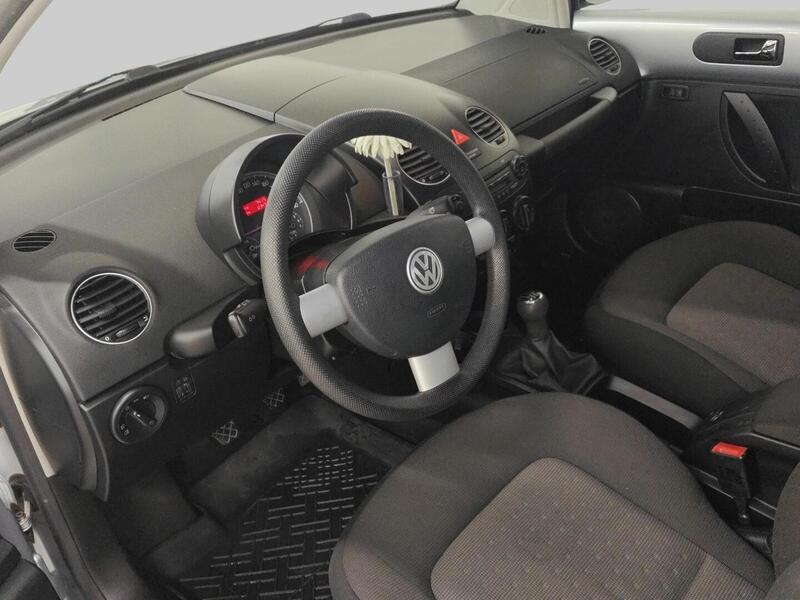 Volkswagen New Beetle vaihtoauto