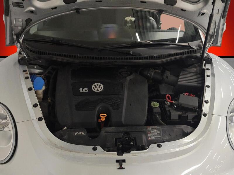 Volkswagen New Beetle vaihtoauto