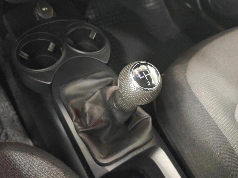 Volkswagen New Beetle vaihtoauto