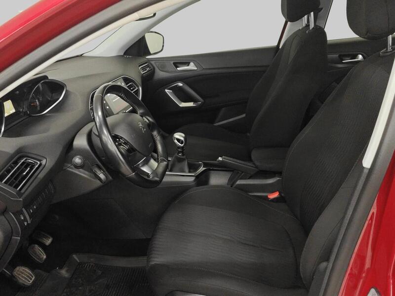 Peugeot 308 vaihtoauto