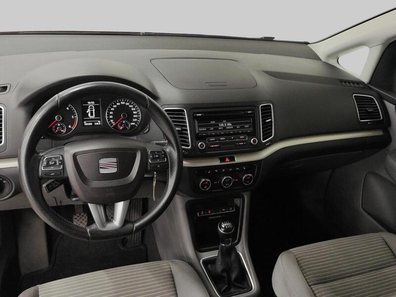 SEAT Alhambra vaihtoauto