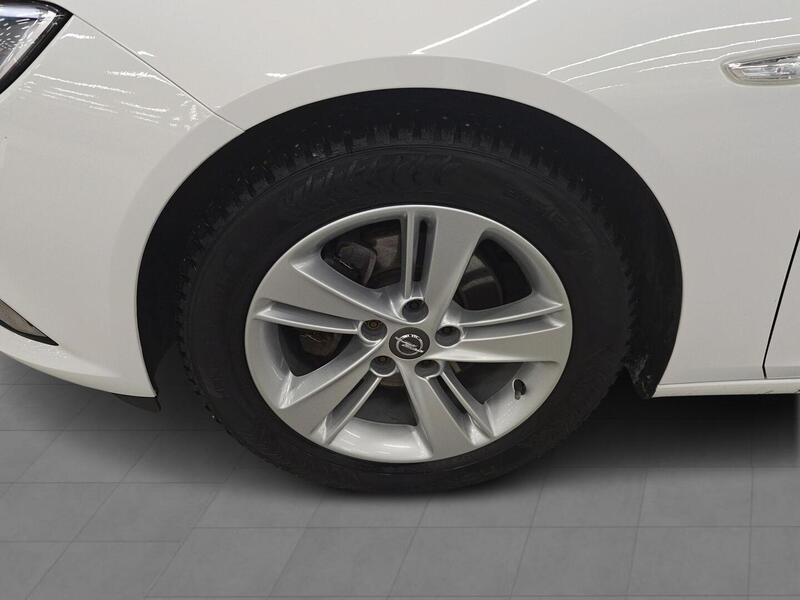 Opel Insignia vaihtoauto